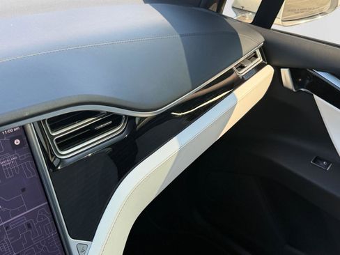 Used 2018 Tesla Model X 100D AWD/4WD image 22