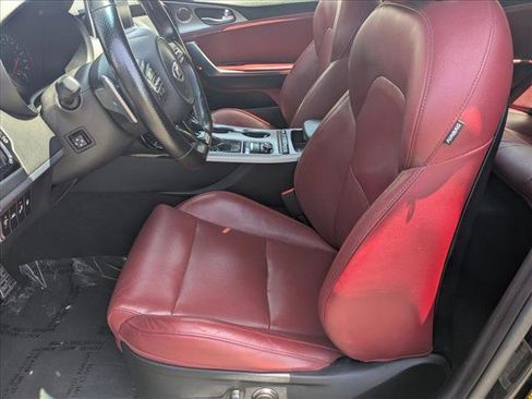Used 2018 Kia Stinger GT1 RWD image 17
