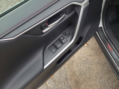 Used 2021 Toyota RAV4 TRD Off-Road image 14