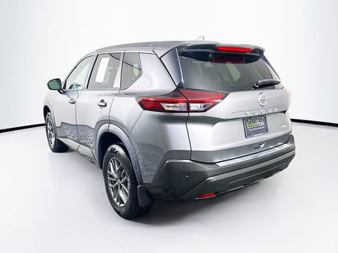Used 2021 Nissan Rogue S image 5