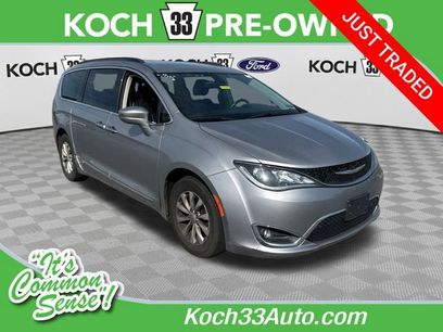 Used 2017 Chrysler Pacifica Touring-L