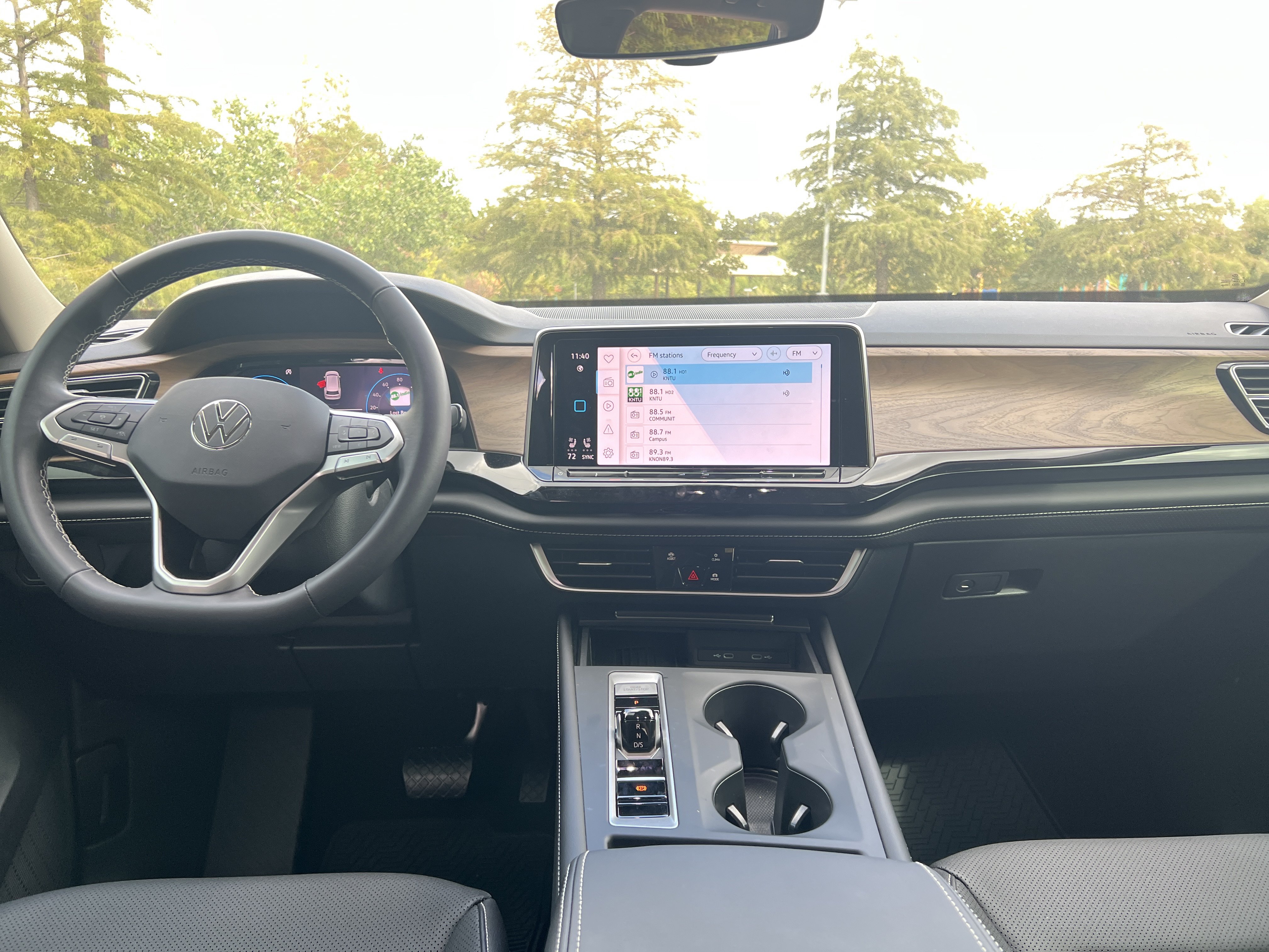 Certified 2026 Volkswagen Atlas SE FWD image 23