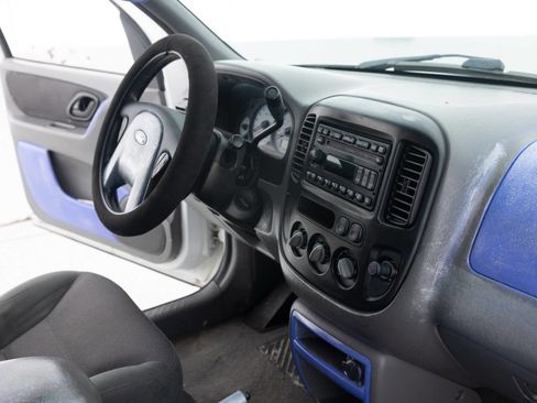 Used 2002 Ford Escape XLT image 27