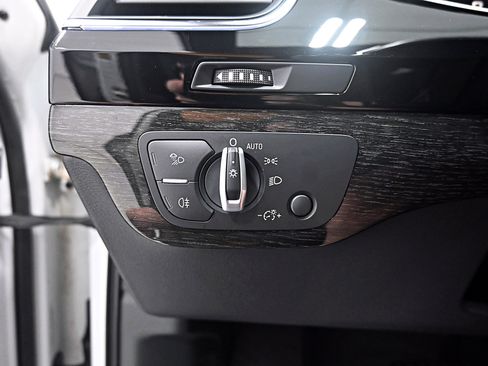 Used 2019 Audi Q7 3.0T Premium Plus AWD/4WD image 8