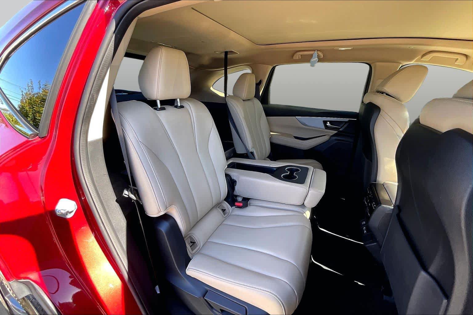 Certified 2024 Acura MDX SH-AWD image 19