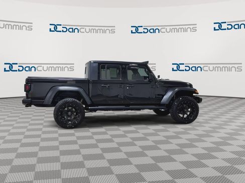 Used 2020 Jeep Gladiator Sport w/ Quick Order Package 24S AWD/4WD image 2