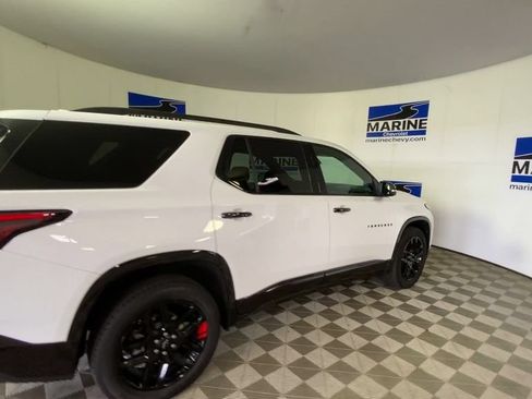 Used 2024 Chevrolet Traverse Premier w/ Redline Edition FWD image 2