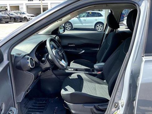 Used 2022 Nissan Kicks SV FWD image 21