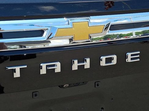 Used 2024 Chevrolet Tahoe Premier AWD/4WD image 28