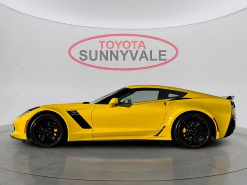 Used 2016 Chevrolet Corvette Z06 w/ 3LZ Preferred Equipment Group image 5