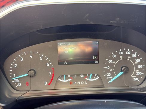 Used 2022 Ford Escape SEL w/ Equipment Group 302A image 9