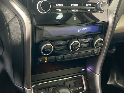 Used 2022 Subaru Ascent Premium w/ Convenience Package image 15