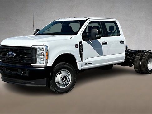 New 2026 Ford F350 XL image 1