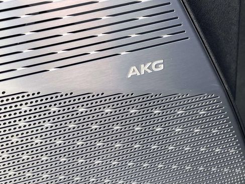 New 2026 Cadillac Optiq Sport 2 image 18