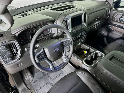 Used 2022 Chevrolet Silverado 2500 LTZ w/ LTZ Plus Package image 2