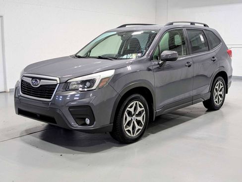Used 2021 Subaru Forester Premium image 1
