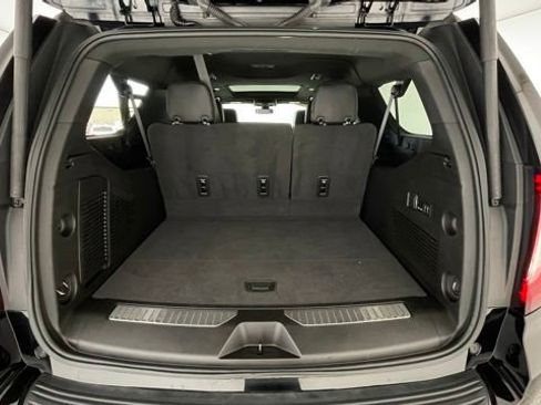 Used 2022 GMC Yukon XL Denali image 45
