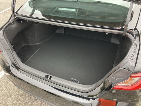 Used 2026 Toyota Camry SE image 22