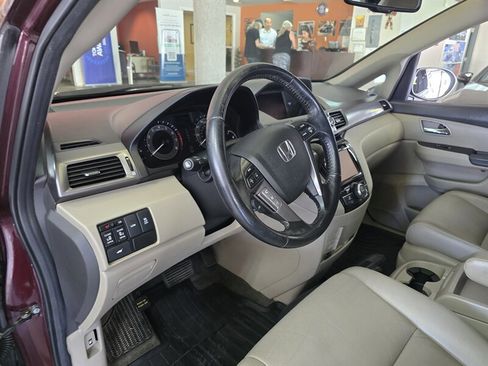 Used 2014 Honda Odyssey EX-L image 7