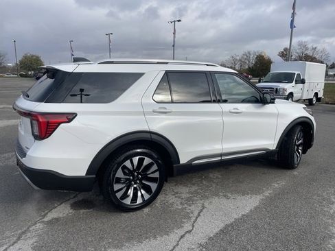 New 2026 Ford Explorer Platinum w/ LUX Leather Package image 13