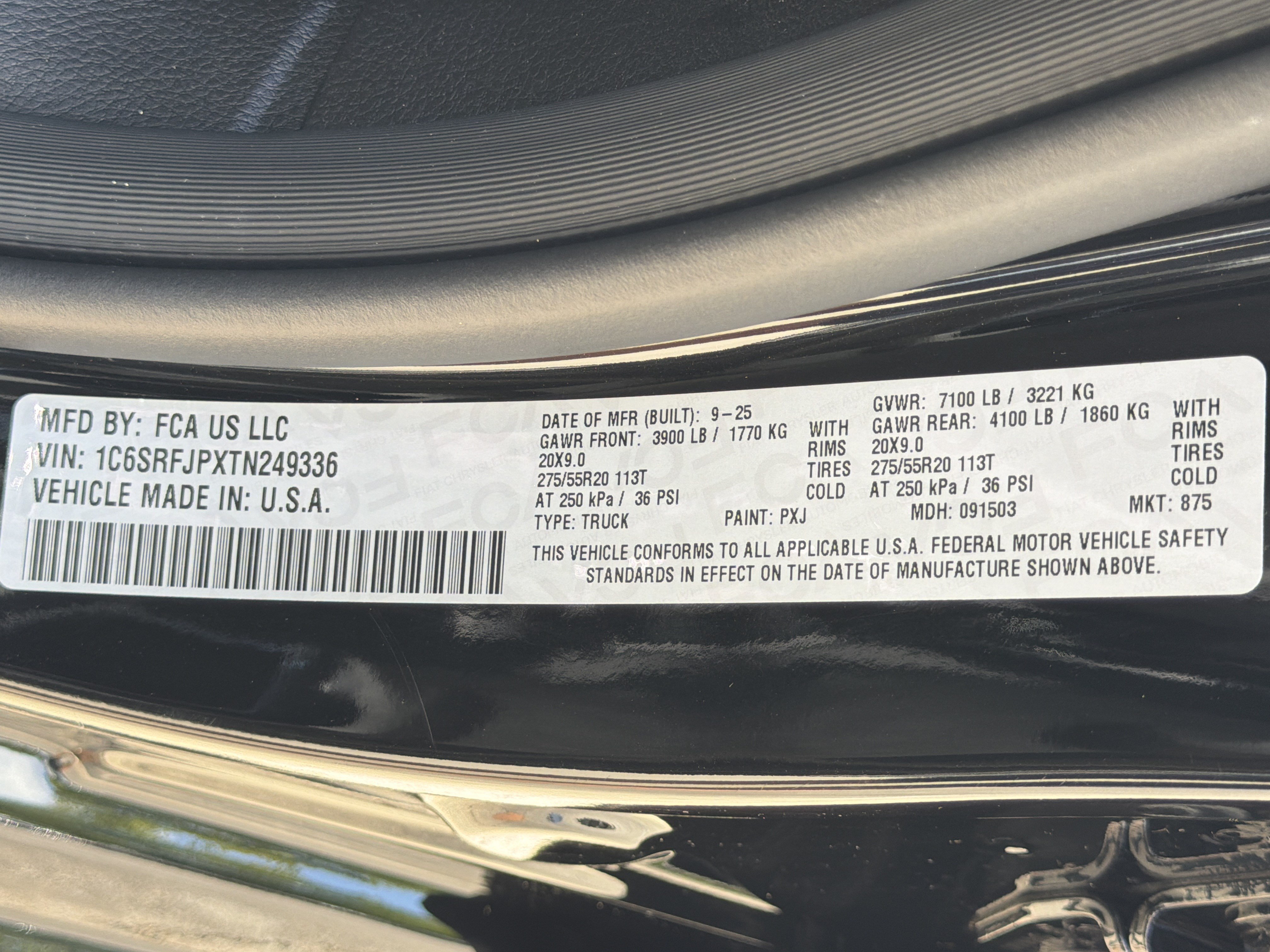 Used 2026 RAM 1500 Laramie AWD/4WD image 34