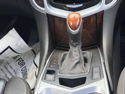 Used 2015 Cadillac SRX Luxury image 17