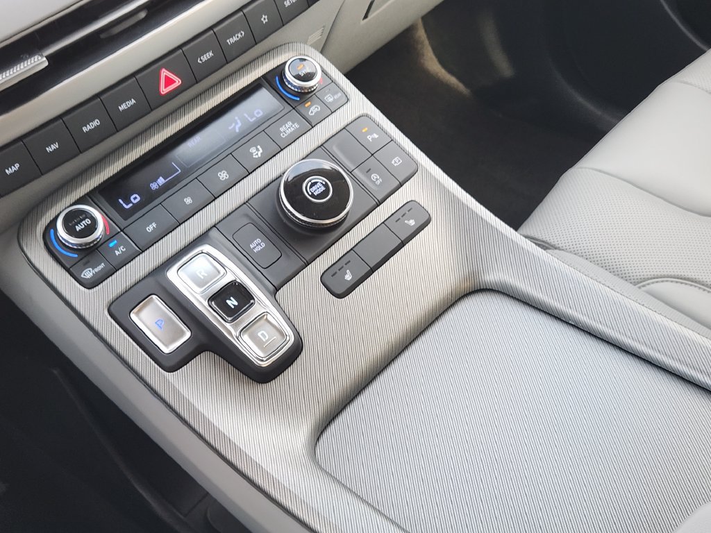 Used 2024 Hyundai Palisade SEL FWD image 10