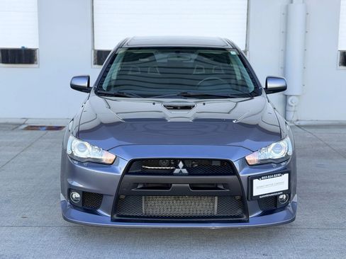 Used 2010 Mitsubishi Lancer Evolution GSR image 8