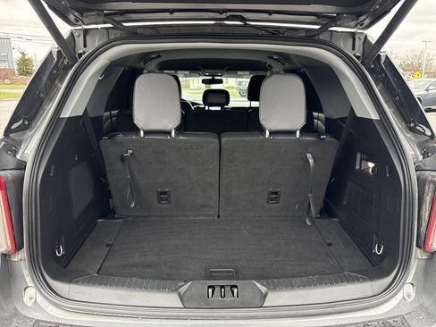 Certified 2023 Ford Explorer Limited AWD/4WD image 6