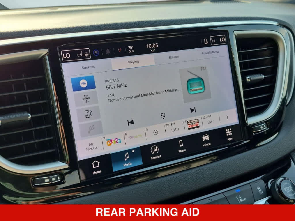 Used 2025 Chrysler Pacifica Select FWD image 24