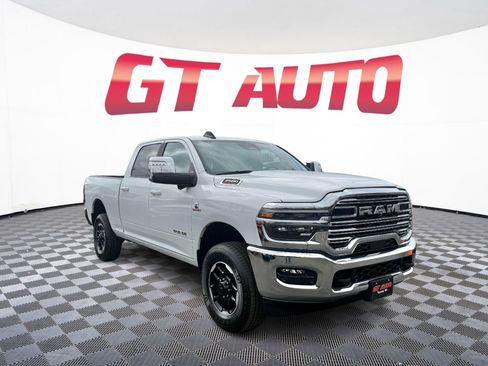 Used 2025 RAM 2500 Laramie w/ Towing Technology Group AWD/4WD image 1