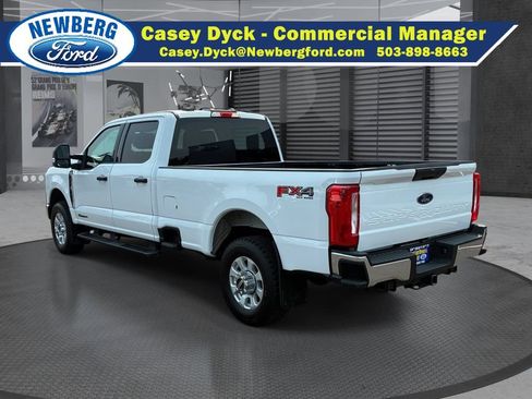 Used 2023 Ford F350 XLT w/ FX4 Off-Road Package AWD/4WD image 7