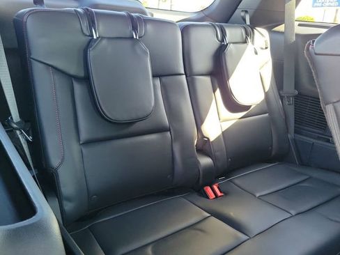 Used 2025 Ford Explorer ST-Line w/ Premium Package image 21