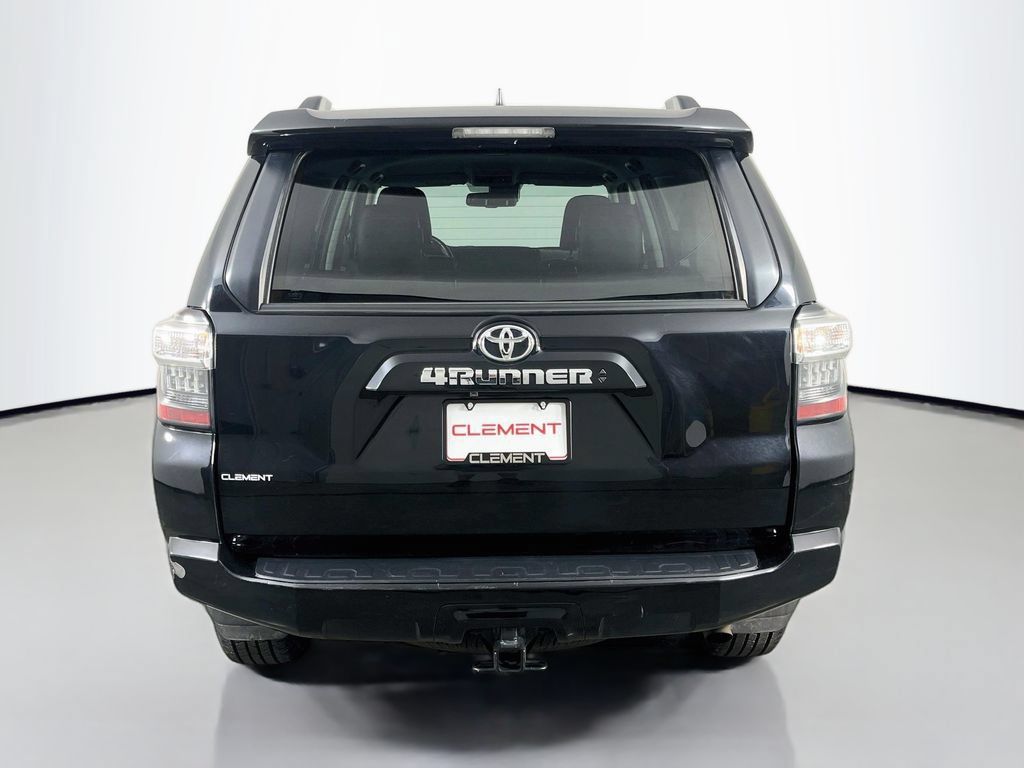Used 2024 Toyota 4Runner SR5 Premium AWD/4WD image 8