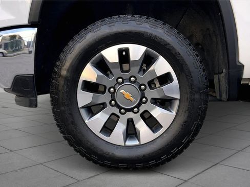 Used 2025 Chevrolet Silverado 2500 LT w/ Texas Edition image 22