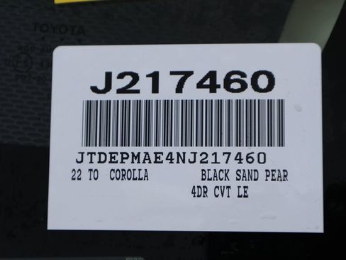 Used 2022 Toyota Corolla LE FWD image 7