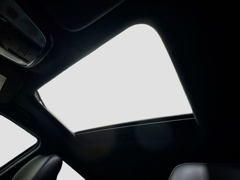 Used 2015 Jeep Grand Cherokee Altitude image 24