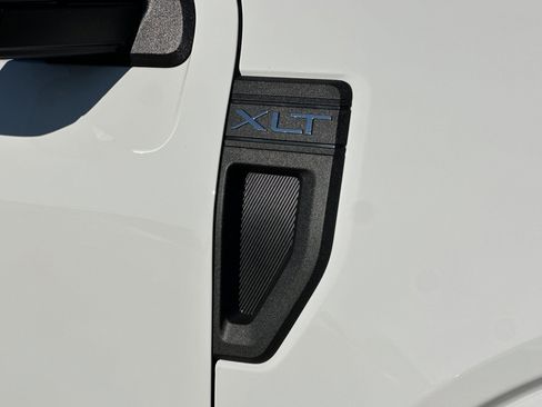 New 2026 Ford Maverick XLT w/ XLT Luxury Package image 24