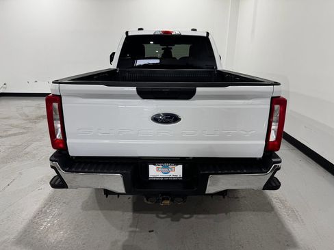 Used 2024 Ford F250 XLT AWD/4WD image 23