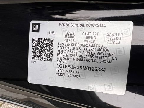 Used 2021 Chevrolet Camaro LS image 25