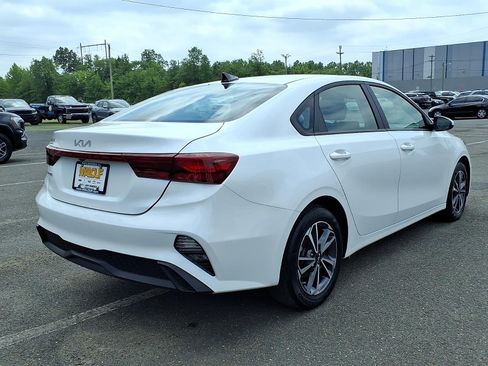 Used 2024 Kia Forte LXS FWD image 6