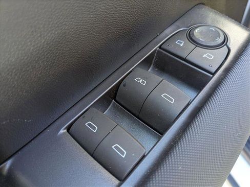 Used 2024 Chevrolet Colorado Z71 w/ Z71 Convenience Package 2 image 11