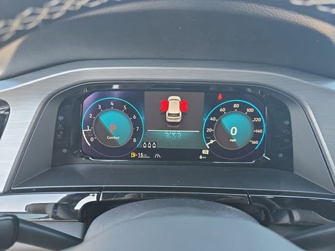 New 2026 Volkswagen Atlas Cross Sport SE AWD/4WD image 10