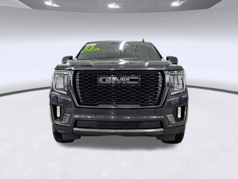 Used 2023 GMC Yukon XL Denali Ultimate AWD/4WD image 5