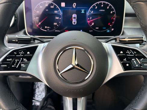 Used 2024 Mercedes-Benz CLE 300 4MATIC Coupe image 22