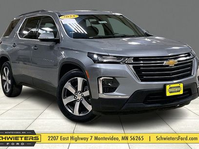Used 2023 Chevrolet Traverse LT w/ LT Premium Package