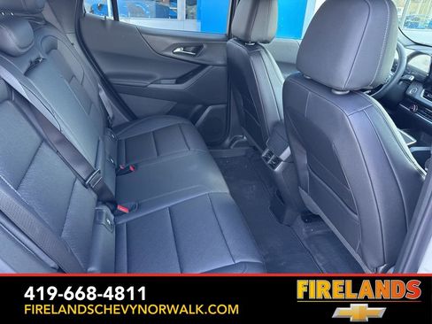 New 2026 Chevrolet Equinox LT w/ Convenience Package II image 27