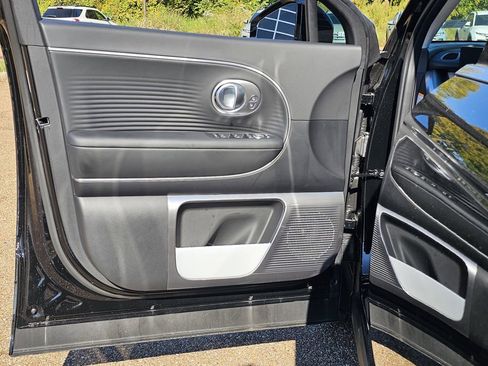 New 2026 Hyundai Ioniq 9 Limited AWD/4WD image 11