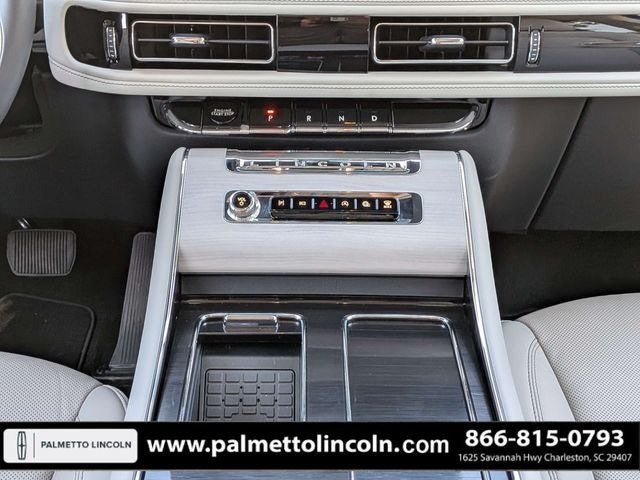Used 2025 Lincoln Aviator Reserve w/ Illumination Package AWD/4WD image 19