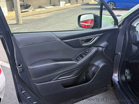 Used 2022 Subaru Forester Premium image 20